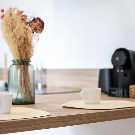 Con Jardin En El Antiguo Apartment